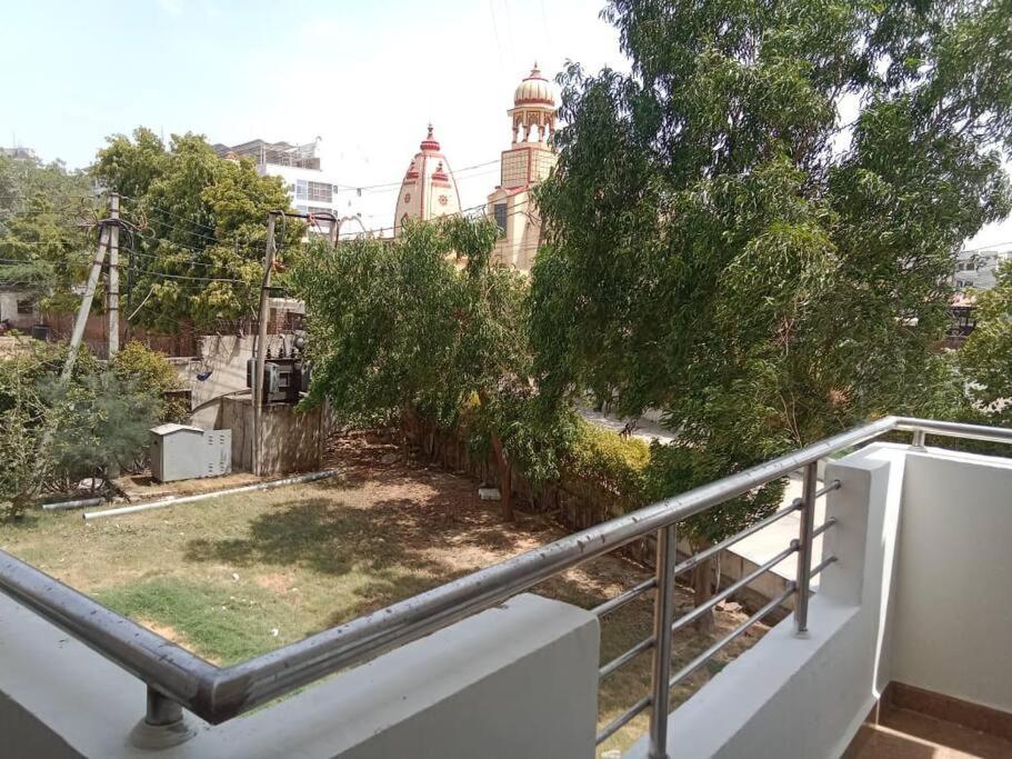 Chandra Lata Home'S At Shri Krishna Sharnam Society Vrindavan Exterior photo