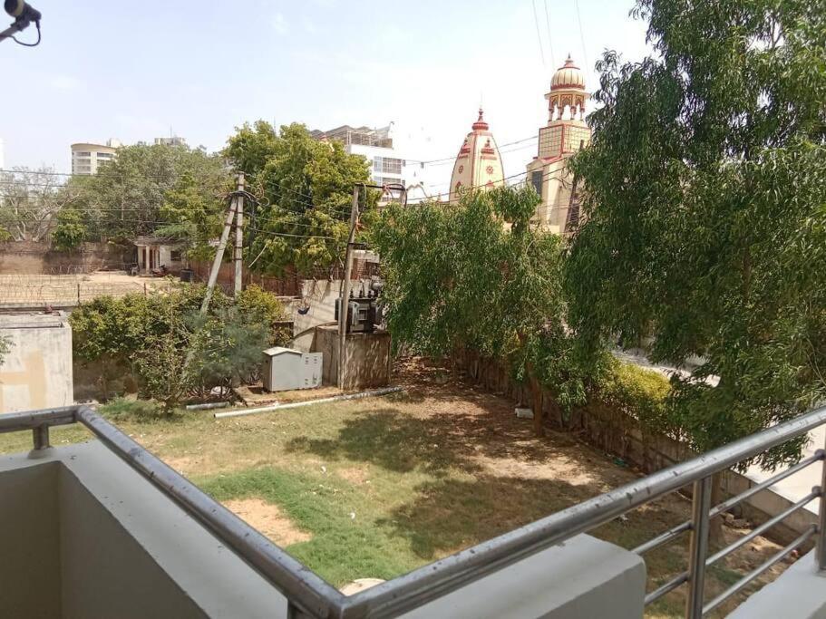Chandra Lata Home'S At Shri Krishna Sharnam Society Vrindavan Exterior photo